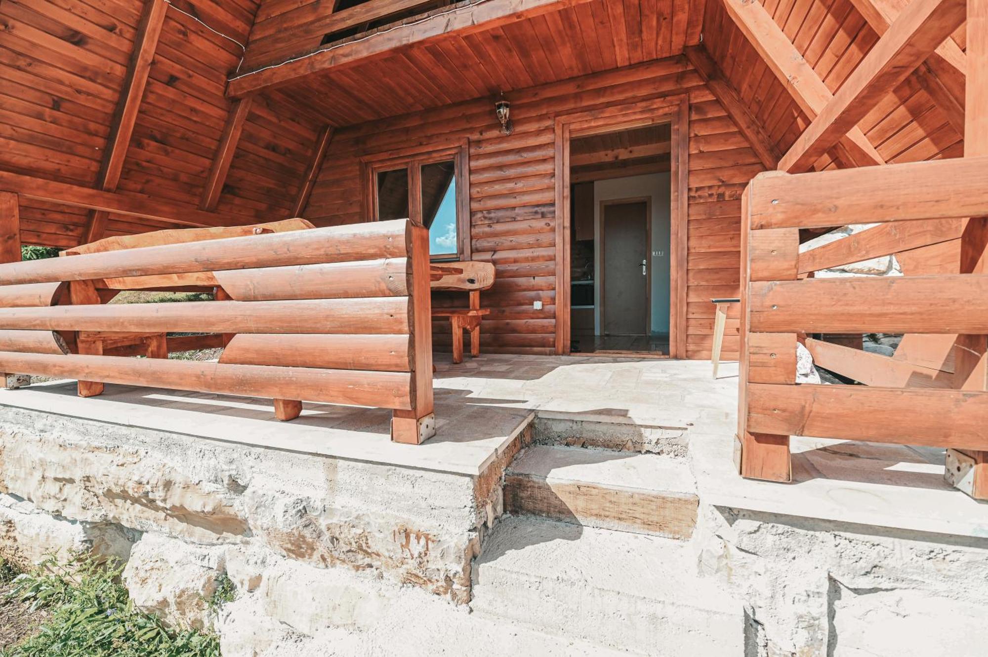 Vila Domacinstvo Braca Rebic Gacko Exteriér fotografie